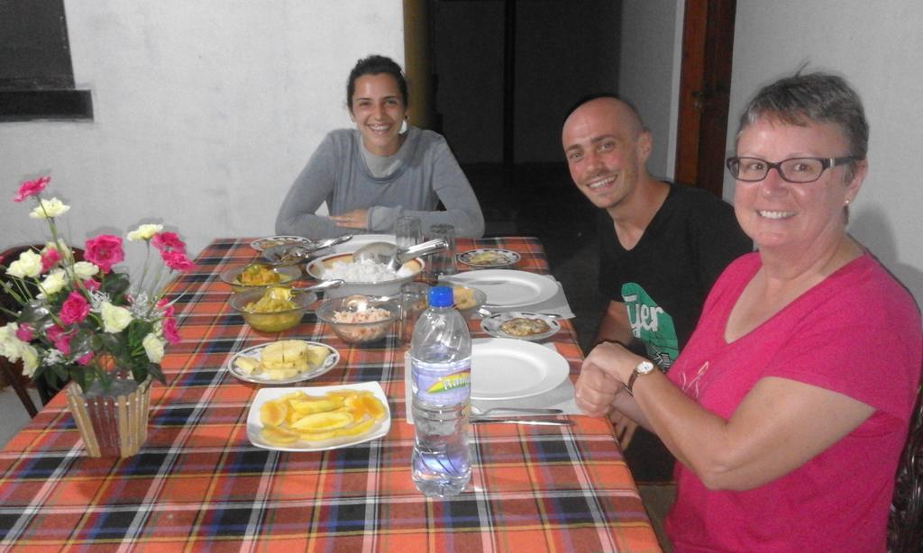 Sanjana Home Stay Habarana Kültér fotó